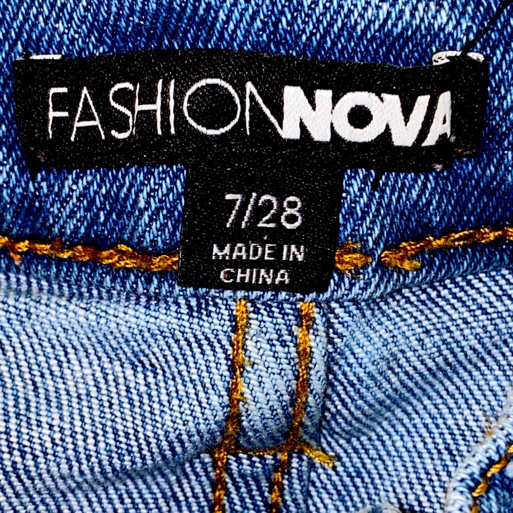 7/28 Small Medium Fashion Nova Jeans
